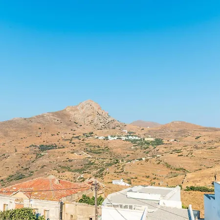 Kykladen White House * Koumaros