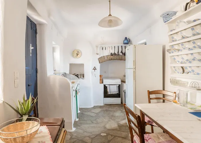 Kykladen White House Koumaros