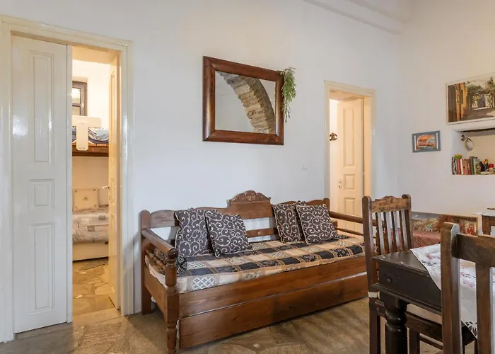 Kykladen White House Koumaros